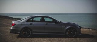 E63 AMG ramt Audi RS6 in opmerkelijke video