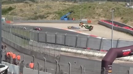 Video: keiharde Formule-crash op Zandvoort!
