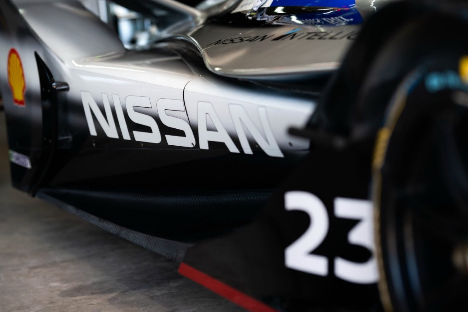 McLaren met Nissan motoren