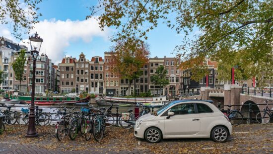 Auto verreweg meest optimale vervoermiddel in Nederland!