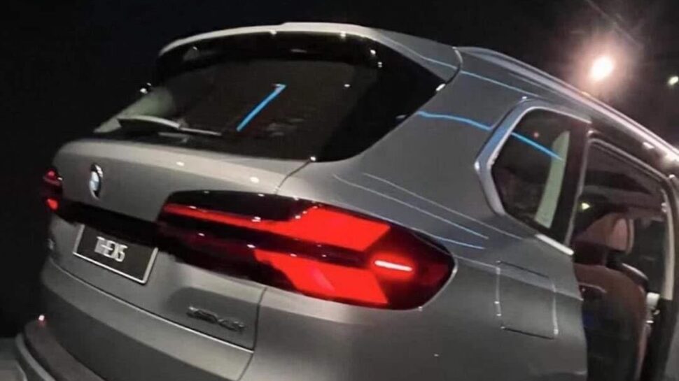 BMW X5 facelift duikt op: wat een plaatje!