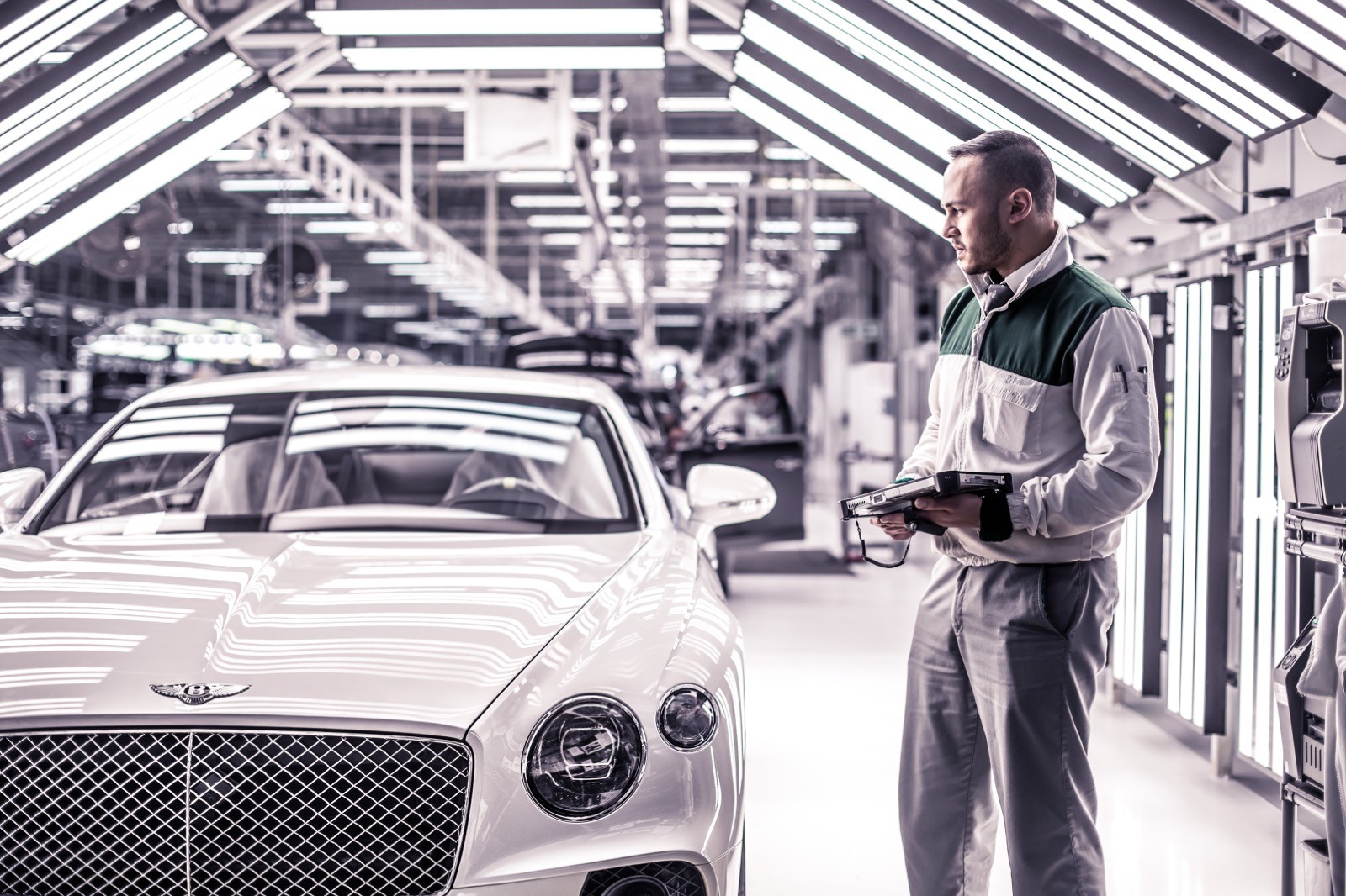 Bentley winst per auto