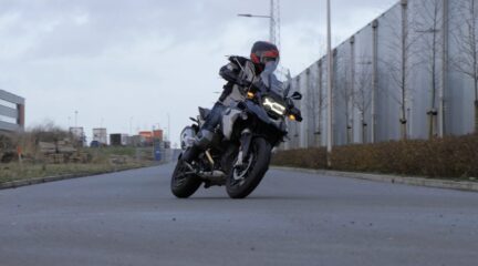 'Verbod voor lawaaierige motorfiets op populaire rijroutes'