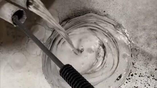Video: vergeet je uitlaten niet bij een grondige carwash