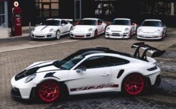 4 keer wit-rode Porsche 911 GT3 RS in Nederland