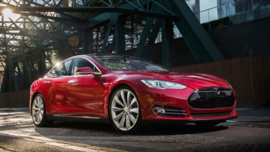 Tesla uit 2014