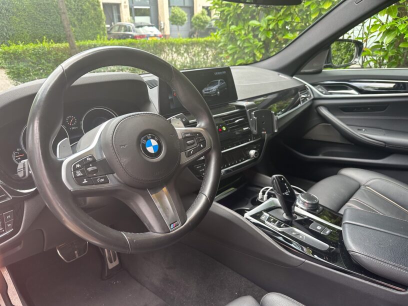BMW 530i Touring G31 Autoblog Garage