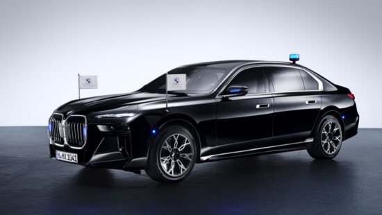Nieuwe gepantserde BMW i7 is voor staatshoofden of maffialeiders