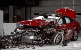 Mercedes crashtests