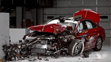 Mercedes crashtests