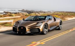 5 miljoen euro aan open Bugatti Chiron ziet er zo uit