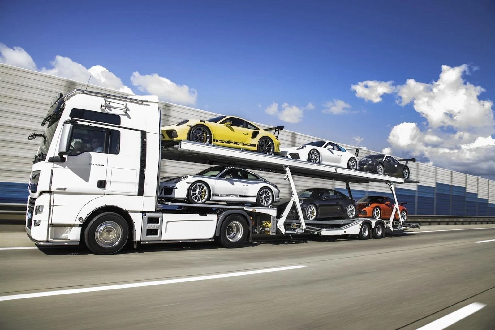 Porsche car transport