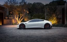 Tesla Roadster sprint