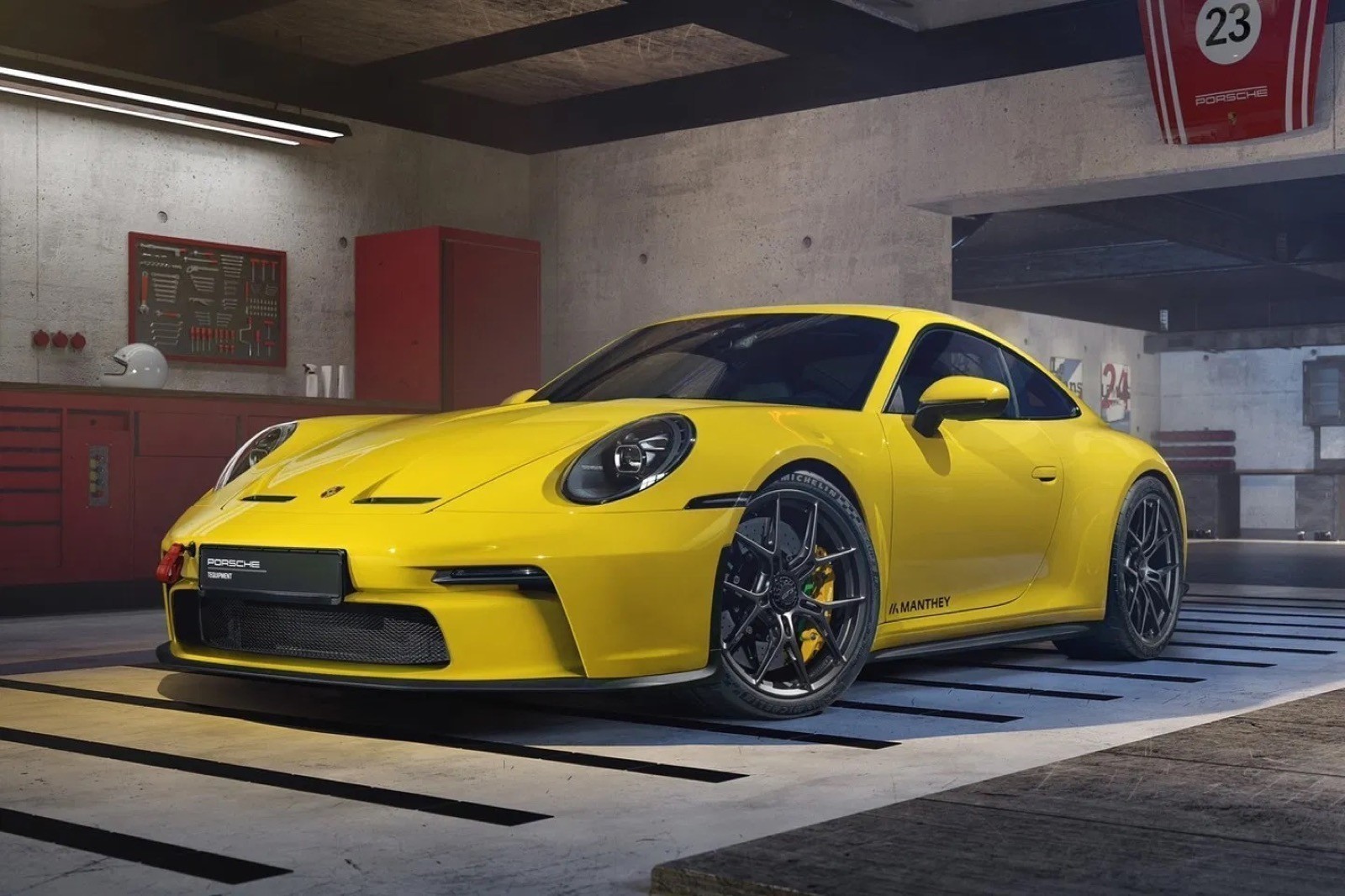 Manthey 911 GT3 Touring